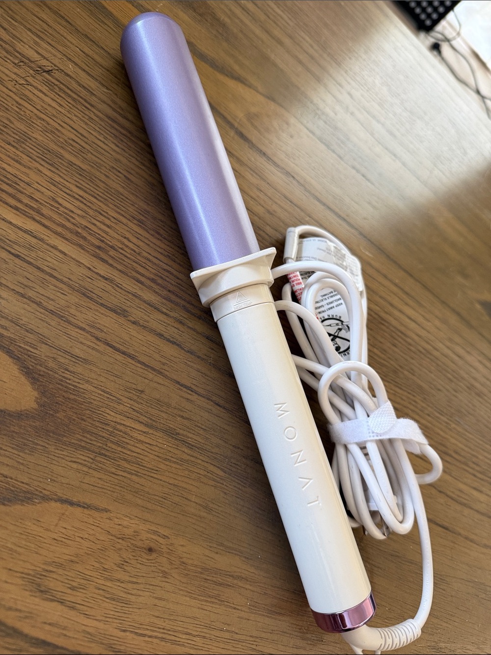 MONAT Endless Curls Interchangeable Styling Wand Base and Single Barrel